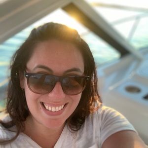 Meet your Posher, Amy